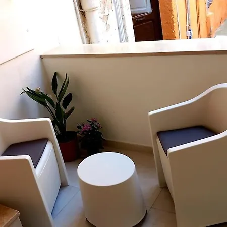 Apartment Maison 44 *